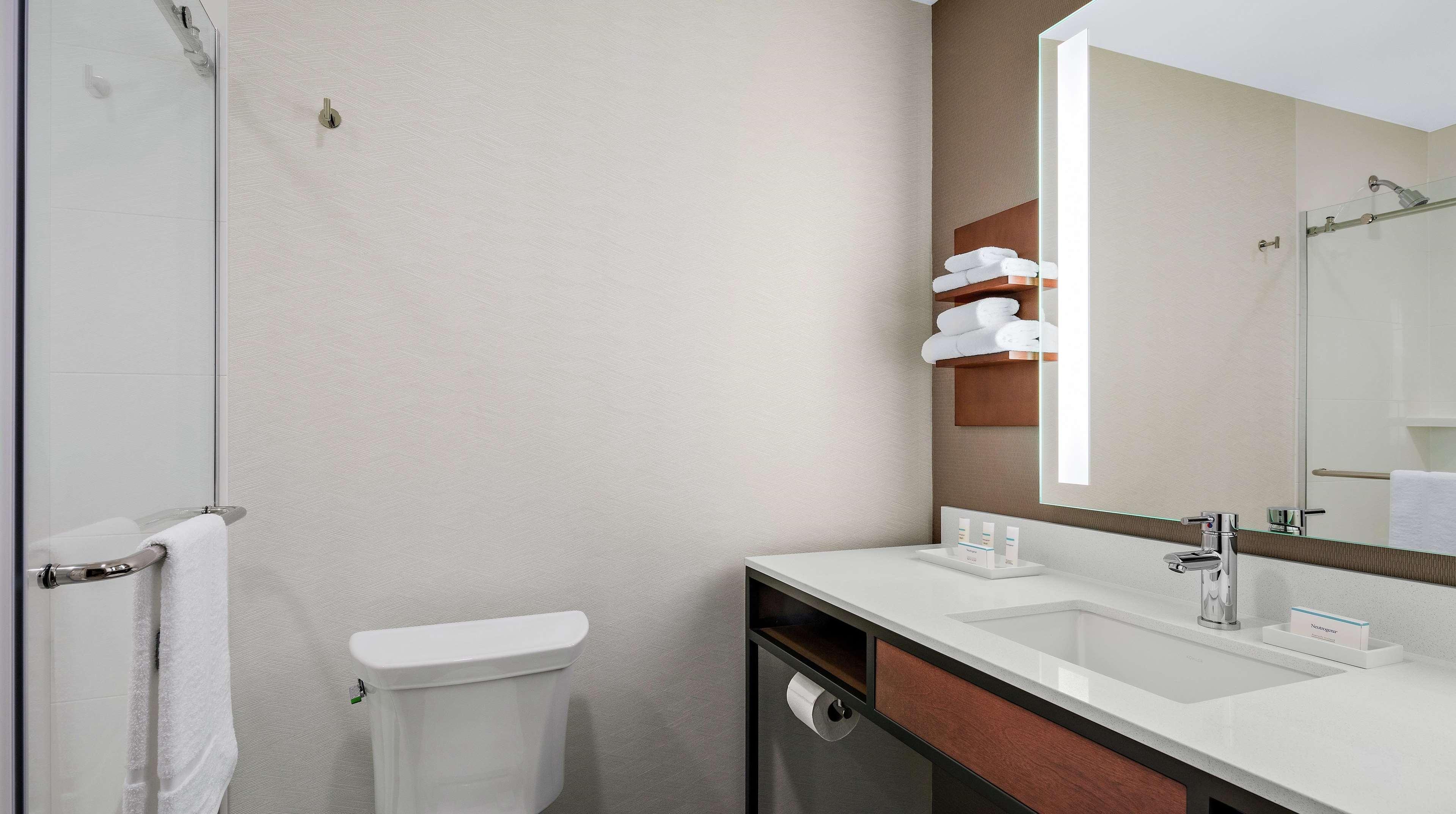 Hilton Garden Inn Chicago Mccormick Place Exterior photo