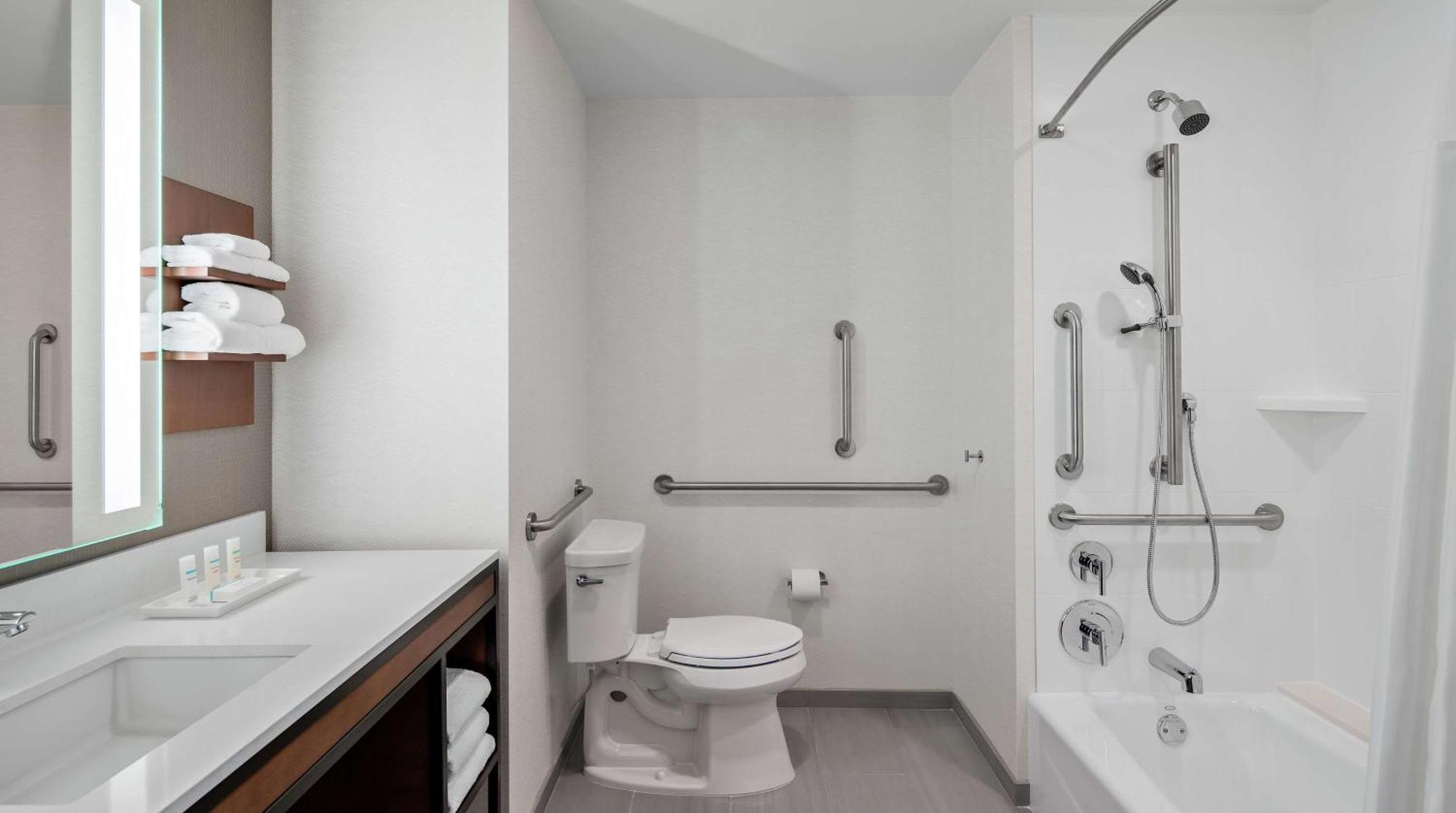 Hilton Garden Inn Chicago Mccormick Place Exterior photo