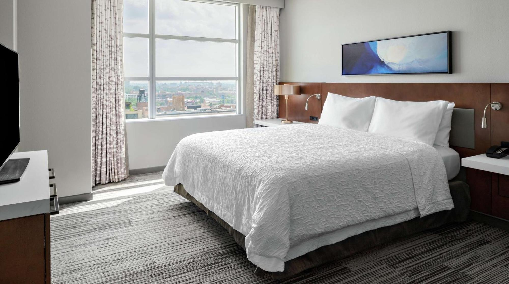 Hilton Garden Inn Chicago Mccormick Place Exterior photo