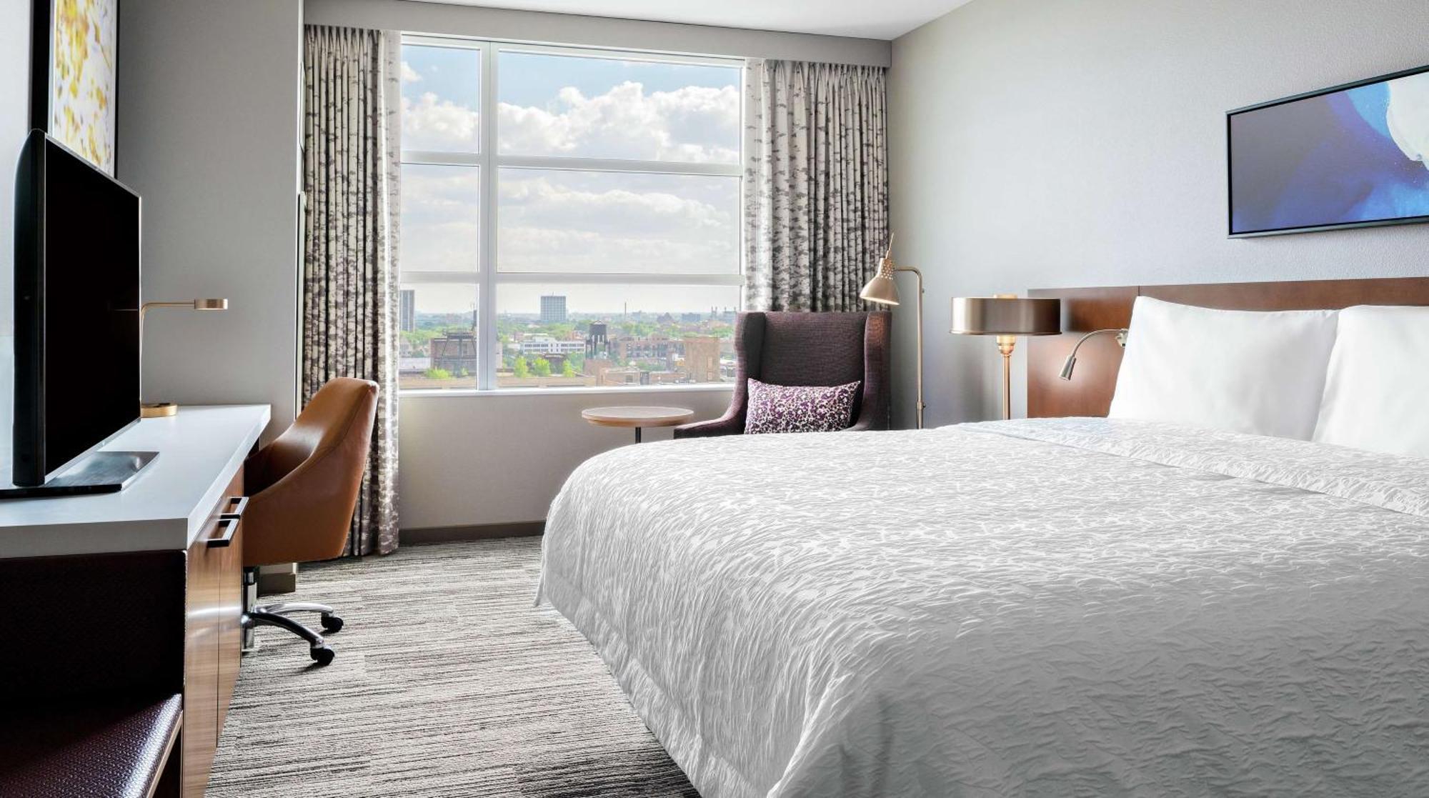 Hilton Garden Inn Chicago Mccormick Place Exterior photo
